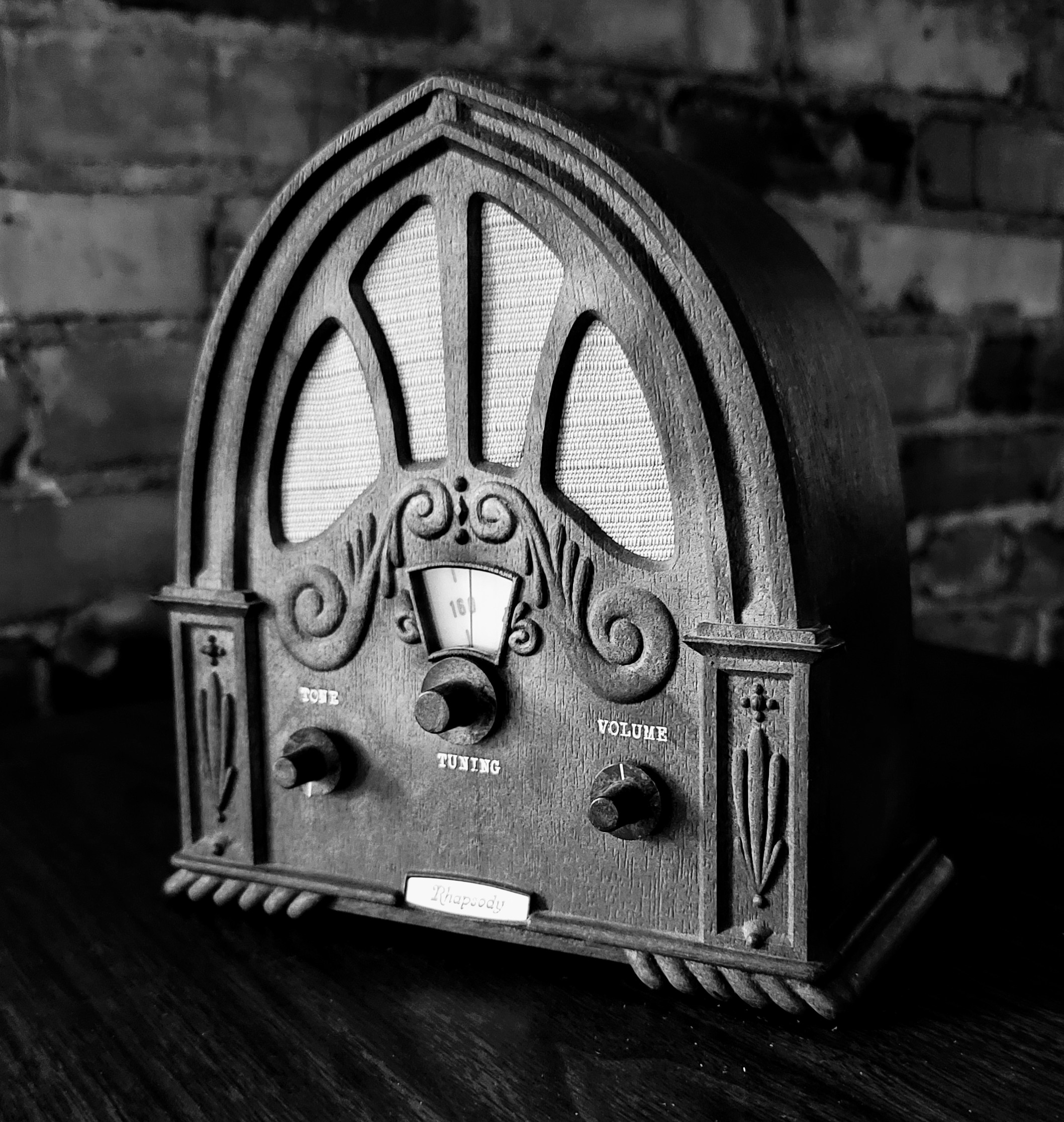 Morty's Radio Mausoleum